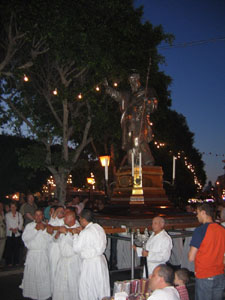 Феста. Статуя св. Филиппа