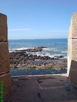 Вид на океан с крепости Эссауэра