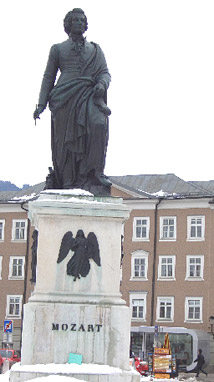 Sakha Open World: Памятник Моцарту, Зальцбург, Австрия; фото: Клавдия Хенке